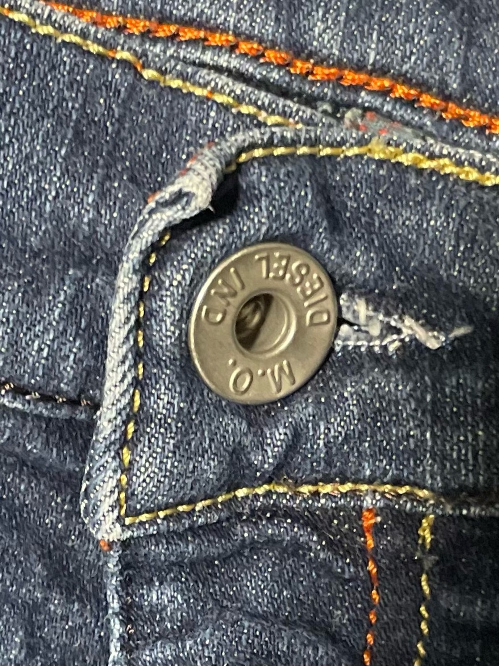 Vintage Diesel LIV Jeans Made in Italy Y2K Low Rise Slim Straight Women's 30x32 - Picture 6 of 9